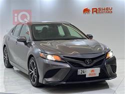 تۆیۆتا کامری